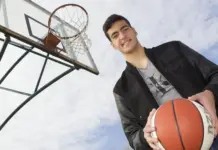 La promesa española de la NBA reta a Mikel Merino: ¿Quién ganará el 1 contra 1?