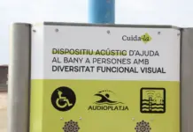 Descubre cómo bañarte en el mar a ciegas con tecnología en Tarragona