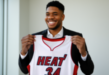 Miami Heat firma a Giannis Antetokounmpo: ¡Increíble fichaje!
