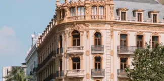 Extranjeria en Valencia y el coste que reclama al Gobierno image