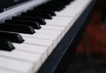 James Rhodes vuelve a emocionar y a dividir opiniones James Rhodes vuelve a emocionar y a dividir opiniones image