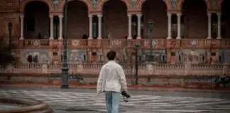 Jon Guridi y el Sevilla ganan un centro de peso image