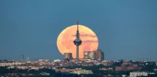 luna llena junio 2026 cuándo verla en España image