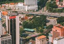 kuala lumpur rebaja la renta a puestos un 50% kuala lumpur rebaja la renta a puestos un 50% image