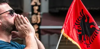 Albania sigue en alerta por protestas y corrupción image
