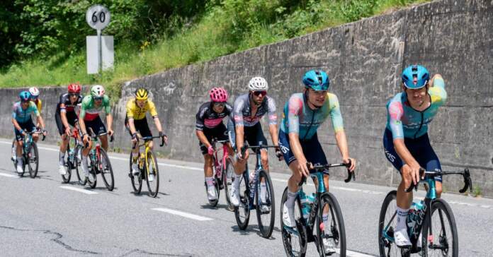 Remco Evenepoel marca diferencias en la Tour 2026 Remco Evenepoel marca diferencias en la Tour 2026 image