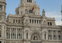 Alberto Ruiz-Gallardón vuelve al foco político de Madrid image