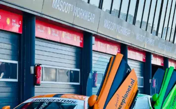 Lando Norris firma una pole clave en Zandvoort image