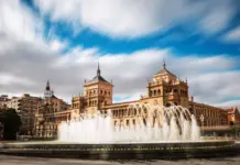 Paseo de Zorrilla deja dos jóvenes heridas en Valladolid image