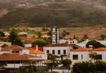 Tenerife celebra a Pedri en el regreso a Tegueste image