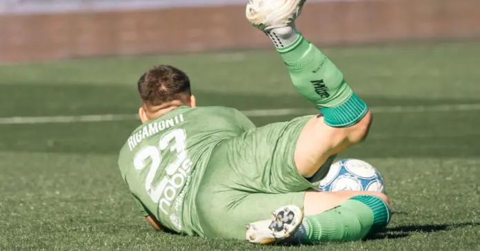 Troy Parrott deja huella en su debut con el Betis Troy Parrott deja huella en su debut con el Betis image