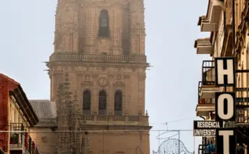 Vuelta a España bajo el granizo que cambió la etapa image