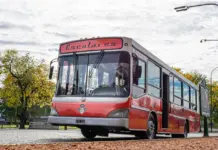 ag-53 corta el tráfico tras arder un autobús ag-53 corta el tráfico tras arder un autobús image