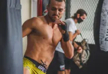 Azamat Murzakanov gana peso en UFC 327 y mira más alto Azamat Murzakanov gana peso en UFC 327 y mira más alto image