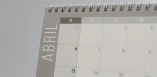 Calendario laboral 2027 en Galicia con dos festivos image