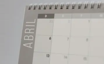 Calendario laboral 2027 en Galicia con dos festivos image