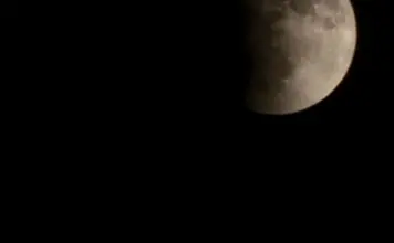 Luna llena agosto 2026 deja un eclipse inolvidable image