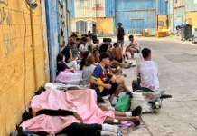 Al menos mil menores migrantes abandonados en Ceuta: ¿qué pasará con ellos?