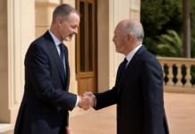 El Rey recibe al presidente de Ceuta en Marivent