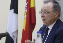 El rey y el presidente de Ceuta se reúnen en Mallorca
