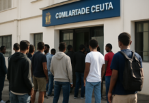 La comisaría de Ceuta, desbordada por menores buscando trámites de extranjería
