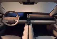 Descubre el interior innovador del Jaguar Type 01: tecnología discreta y elegancia en cada detalle
