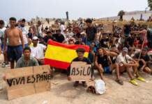 Últimas noticias: crisis migratoria en Ceuta, reunión urgente del gobierno ante situación en frontera con Marruecos