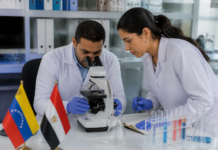 Venezuela y Egipto estrechan lazos en ciencia y tecnología