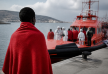 Ceuta acelera el traslado de 500 niñas migrantes a la Península