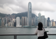 El optimismo de AIA sobre China desconcierta a Hong Kong