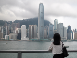 El optimismo de AIA sobre China desconcierta a Hong Kong