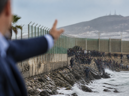 El Gobierno usa el colapso de Ceuta para atacar a Feijóo