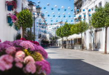 Estepona revive su verano con la Verbena de los Dolores