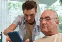 Lorca abre talleres para mayores sobre tecnología y bienestar