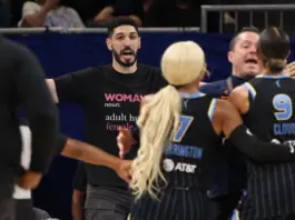La WNBA cierra la puerta a Kanter Freedom y Royce White