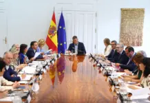 España reforma asilo y extranjería en plena crisis migratoria