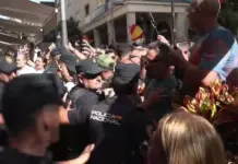 Protesta vecinal en Ceuta contra el alojamiento de migrantes