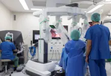 Así opera Dexeus la apnea del sueño con cirugía robótica