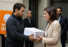 Hazte Oír entrega 14.100 firmas que exigen a la ministra Robles desplegar todos los efectivos contra el fuego