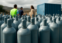 Descubren 13 toneladas de gas utilizado para reír en Tenerife