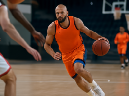 El ex NBA de Valencia Basket acecha a los clubes ACB en la BCL