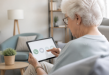Maximiliana: la tecnología que se adapta a las personas mayores