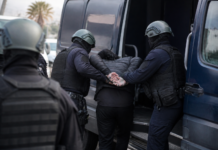 Cinco detenidos en Ceuta tras atacar a militares y policías