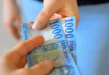 ing gana terreno con la presión sobre el forint image