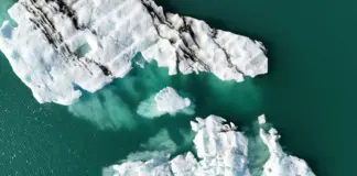 Groenlandia y el iceberg errante que asombra a la NASA image