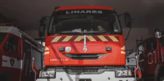Incendio Saler controlado tras movilizar bomberos y medios aéreos image