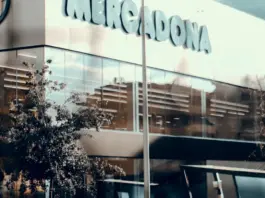 Mercadona abre hoy y así cambia su horario image