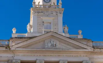Parlamento de Andalucía y la noticia que conmociona image