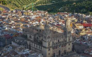 Radio en Jaén 60 años de emoción y comunidad image