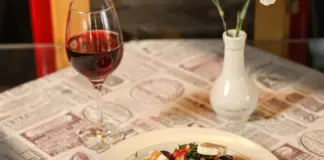 restaurante zm y el reto de sobrevivir en TV image